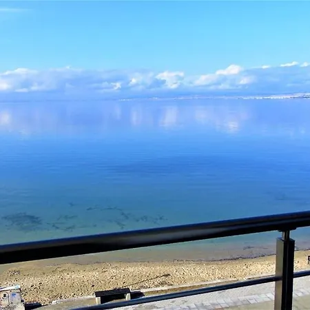 Perea Sea View *